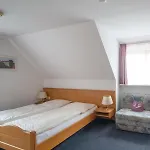 Отель Brauereigasthof Zum Lamm Untergroningen
