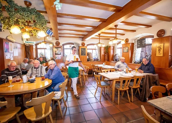 Brauereigasthof Zum Lamm Otel Untergroningen