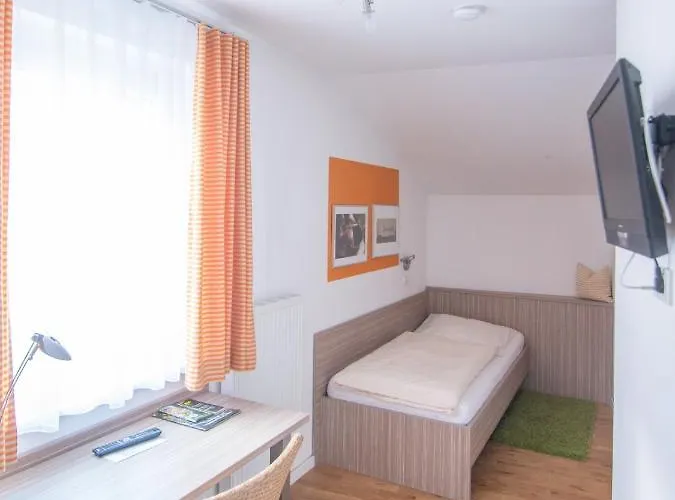 Brauereigasthof Zum Lamm Otel