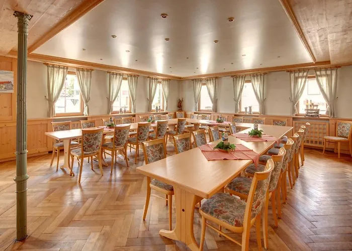 Otel Brauereigasthof Zum Lamm